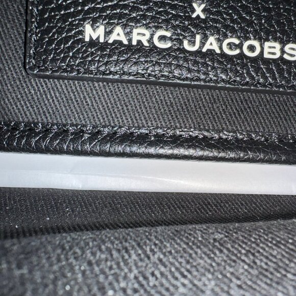 Marc Jacobs The Wicked Witch Leather Medium Tote Bag - Picture 3 of 8